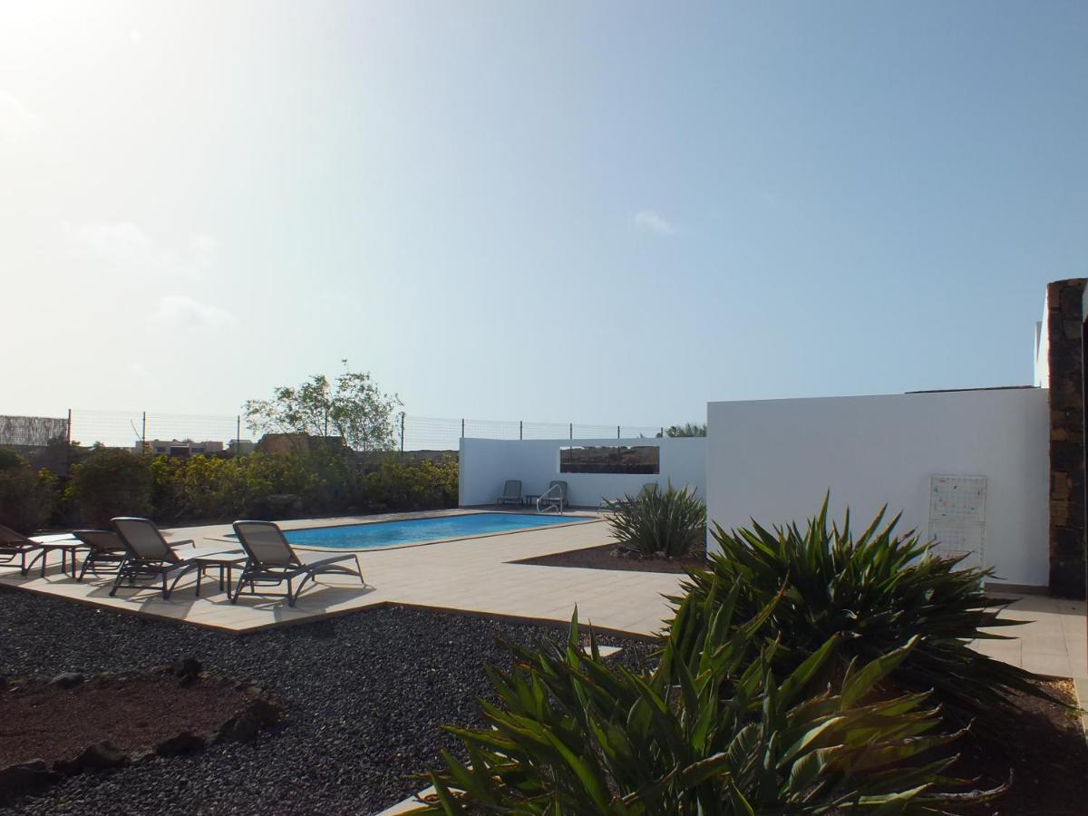 Heated & Shared Pool Villa Matriana 36B, North Shore Villas La Oliva Kültér fotó