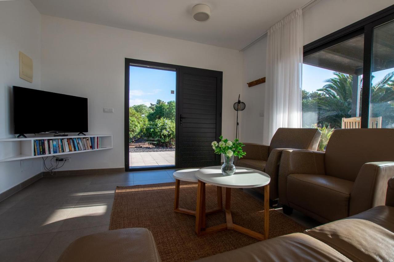 Heated & Shared Pool Villa Matriana 36B, North Shore Villas La Oliva Kültér fotó